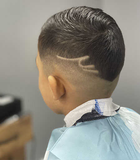 Barbería Meloumari niño en barbería 